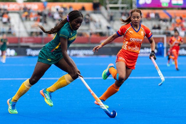 India v South Africa - FIH Hockey World Cup AMSTELVEEN, NETHERLANDS - AUGUST 18: Onthatile Zulu of South Africa and Sushila Chanu Pukhrambam of India during the FIH Hockey World Cup match between India and South Africa at Wagener Stadion on August 18, 2026 in Amstelveen, Netherlands. Amstelveen Wagener Stadion Netherlands Content not available for redistribution in The Netherlands directly or indirectly through any third parties. Copyright: xMarcelxvanxPlateringenx