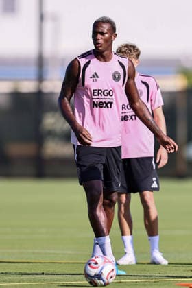 FORT LAUDERDALE, FL - AUGUST 18: Fricio Caicedo (15) of Inter Miami CF attends an Inter Miami Training Session at Florida Blue Training Center on August 18, 2026 in Fort Lauderdale, Florida. (Photo by Chris Arjoon Icon Sportswire) SOCCER: AUG 18 Inter Miami CF Training EDITORIAL USE ONLY Icon2608180000012