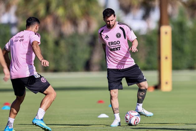 FORT LAUDERDALE, FL - AUGUST 18: Lionel Messi (10) of Inter Miami CF attends an Inter Miami Training Session at Florida Blue Training Center on August 18, 2026 in Fort Lauderdale, Florida. (Photo by Chris Arjoon Icon Sportswire) SOCCER: AUG 18 Inter Miami CF Training EDITORIAL USE ONLY Icon2608180000013
