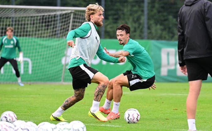 18.08.2026 - Fussball - 2. Bundesliga - Saison 2026 2027 - SpVgg Greuther Fürth Fuerth ( Kleeblatt ) - Training - - xwoxzix - Ole Pohlmann (10, SpVgg Greuther Fürth ) Noah König (17, SpVgg Greuther Fürth ) *** August 18, 2026 Soccer 2. Bundesliga 2026–2027 Season SpVgg Greuther Fürth Fürth Kleeblatt Practice xwoxzix Ole Pohlmann 10, SpVgg Greuther Fürth Noah König 17, SpVgg Greuther Fürth