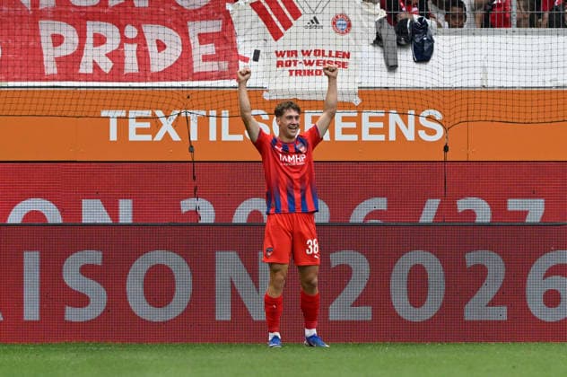 TOR zum 1:0 Yannik Wagner 1. FC Heidenheim 1846 FCH (38) Torjubel 1. FC Heidenheim 1846 FCH vs FC Bayern Muenchen FCB TESTSPIEL 18.08.2026 DFL REGULATIONS PROHIBIT ANY USE OF PHOTOGRAPHS AS IMAGE SEQUENCES AND OR QUASI-VIDEO 1. FC Heidenheim 1846 FCH vs FC Bayern Muenchen FCB TESTSPIEL *** GOAL: 1–0 Yannik Wagner 1 FC Heidenheim 1846 (FCH) 38 Goal celebration 1 FC Heidenheim 1846 (FCH) vs. FC Bayern Munich (FCB) Friendly Match August 18, 2026 DFL regulations prohibit ANY USE OF PHOTOGRAPHS AS IMAGE SEQUENCES AND OR QUASI-VIDEO 1 FC Heidenheim 1846 FCH vs. FC Bayern Munich FCB Friendly Match