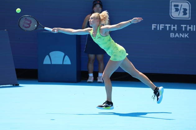 August 18, 2026, Mason, Oh, USA: Cincinnati Open Tennis 2026 - Katerina Siniakova hits a ball against Madison Keys. 2026 08 18. ZUMAPress Mason USA - ZUMAn24_ 20260818_zaf_n24_034 Copyright: xWallyxNellx