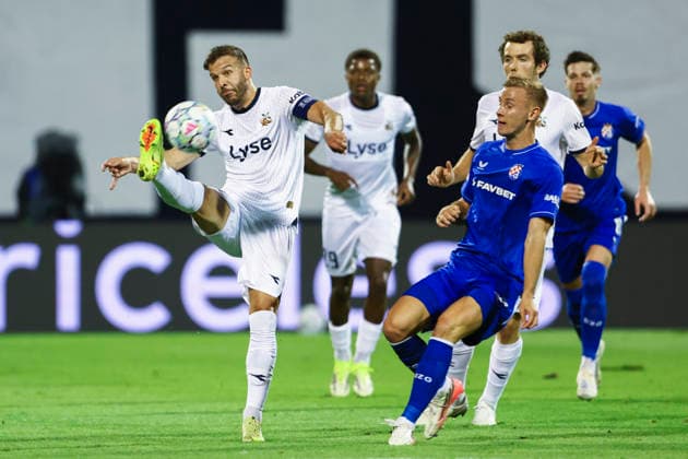 Champions League qualification, playoff: Dinamo Zagreb-Viking Zagreb 20260818. Viking coach Morten Jensen during the Champions League qualifying playoff match between Dinamo Zagreb and Viking at Maksimir Stadium. Photo: Nikola Krstic NTB Zagreb Croatia EDITORIAL USE ONLY. RESTRICTED USE FOR BETTING COMPANIES Ref:_SPOqFDIlGOjY_8.jpg *** Champions League qualification, playoff Dinamo Zagreb vs. Viking Zagreb 20260818 Viking coach Morten Jensen during the Champions League qualifying playoff match between Dinamo Zagreb and Viking at Maksimir Stadium Photo Nikola Krstic NTB Zagreb Croatia EDITORIAL USE ONLY RESTRICTED USE FOR BETTING COMPANIES  Copyright: xNTBx