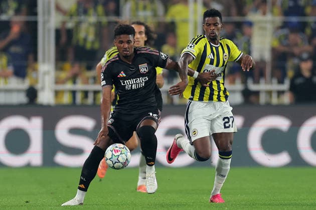 2026-08-18 Fenerbahce v Olympique Lyonnais - UEFA Champions League 2026 27 Play-Offs First Leg ISTANBUL, TURKEY - AUGUST 18: Abner Vinicius of Olympique Lyonnais, Nelson Semedo of Fenerbahce during the UEFA Champions League 2026 27 Play-Offs First Leg match between Fenerbahce and Olympique Lyonnais at Sukru Saracoglu Stadium on August 18, 2026 in Istanbul, Turkey. (Photo by BSR Agency) Istanbul Turkey Content not available for redistribution in The Netherlands directly or indirectly through any third parties. Copyright: xBSRxAgencyx