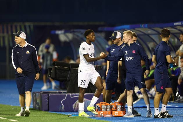 Champions League-kvalifisering, playoff: Dinamo Zagreb-Viking Zagreb 20260818. Vikings Tobias Moi byttes ut i 2. omgang av playoff-kampen i Champions League-kvalifiseringen mellom Dinamo Zagreb og Viking pa Maksimir stadion. Foto: Nikola Krstic NTB Zagreb Kroatia EDITORIAL USE ONLY. RESTRICTED USE FOR BETTING COMPANIES Ref:_SPOQqd4LUGv7Rg.jpg *** Champions League Qualifying, Playoff: Dinamo Zagreb vs. Viking Zagreb, August 18, 2026. Viking s Tobias Moi is substituted in the second half of the Champions League qualifying playoff match between Dinamo Zagreb and Viking at Maksimir Stadium. Photo: Nikola Krstic, NTB, Zagreb, Croatia. EDITORIAL USE ONLY. RESTRICTED USE FOR BETTING COMPANIES  Copyright: xNikolaxKrsticx xNTBx