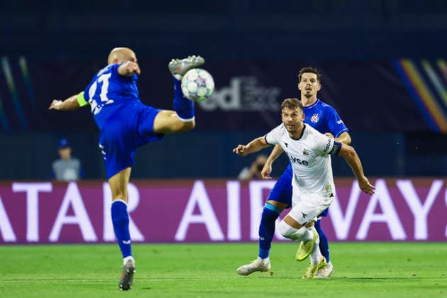 Champions League-kvalifisering, playoff: Dinamo Zagreb-Viking Zagreb 20260818. Vikings Zlatko Tripic under playoff-kampen i Champions League-kvalifiseringen mellom Dinamo Zagreb og Viking pa Maksimir stadion. Foto: Nikola Krstic NTB Zagreb Kroatia EDITORIAL USE ONLY. RESTRICTED USE FOR BETTING COMPANIES Ref:_SPO8dmnF5RW_7A.jpg *** Champions League Qualifying, Playoff: Dinamo Zagreb vs. Viking Zagreb, August 18, 2026. Viking s Zlatko Tripic during the Champions League qualifying playoff match between Dinamo Zagreb and Viking at Maksimir Stadium. Photo by Nikola Krstic, NTB, Zagreb, Croatia. EDITORIAL USE ONLY. RESTRICTED USE FOR BETTING. COMCOMPANIES  Copyright: xNikolaxKrsticx xNTBx
