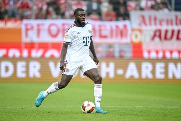 Dayot Upamecano (FC Bayern Muenchen) controls the Ball during the pre-Season Friendly match between 1.FC Heidenheim v FC Bayern Muenchen at Voith-Arena on August 18, 2026 in Heidenheim, Germany. (Photo by Harry Langer DeFodi Images) - *** Dayot Upamecano of FC Bayern Munich controls the ball during the preseason friendly match between 1. FC Heidenheim and FC Bayern Munich at the Voith Arena on August 18, 2026, in Heidenheim, Germany. Photo by Harry Langer, DeFodi Images
