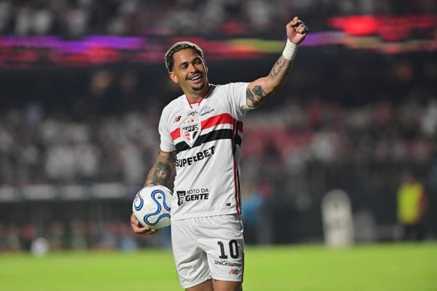 Cicero Pompeu de Toledo Sao Paulo, (SP) - 08 18 2026 - SPORTS Copa Sudamericana: SAO PAULO X BOLIVAR - Goal by Luciano of Sao Paulo, during the match between Sao Paulo x Bolivar, valid for the second leg of the round of 16 of the Copa Sudamericana, held at the Morumbi stadium, in Sao Paulo, on the night of Tuesday, August 18 (Photo: Eduardo Carmim Photo Premium SPP) 30930 (Eduardo Carmim SPP)  Copyright: xEduardoxCarmimx xSPPx spp-en-EdCa-copa_sul_americana_sao_paulo_bolivar_bol_498113
