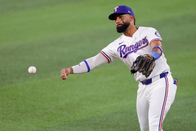 August 18, 2026, Arlington, Texas, USA: Texas Rangers second baseman EZEQUIEL DURAN (20) in a baseball game, Tuesday, Aug. 18, 2026, in Arlington, Texas. Arlington USA - ZUMAa325 20260818_zsa_a325_011 Copyright: xDavidxBalleringxIix