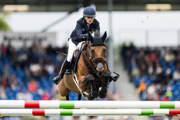 260819 Petronella Andersson of Sweden with horse Odina van Klapscheut compete in the team and individual jumping qualifier round one during day 9 of the 2026 FEI World Championships on August 19, 2026 in Aachen. Photo: Emma Wallskog BILDBYRAN kod EW EW0689 ridsport equestrian rid-vm 2026 2026 fei world championships bbeng ridsport-vm hoppning jumping sverige *** August 19, 2026: Petronella Andersson of Sweden, riding Odina van Klapscheut, competed in the first round of the team and individual show jumping qualifiers on Day 9 of the 2026 FEI World Championships, 2026 in Aachen. Photo by Emma Wallskog, BILDBYRAN, code EW EW0689. equestrian sports, 2026 World Championships, 2026 FEI World Championships, BBENG, equestrian sports, World Championships, show jumping, Sweden  Copyright: EMMAxWALLSKOG BB260819EW021