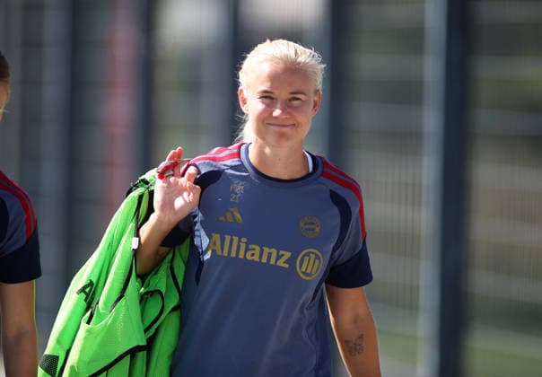 Football, Women, 1. BL, FC Bayern Munich, Training