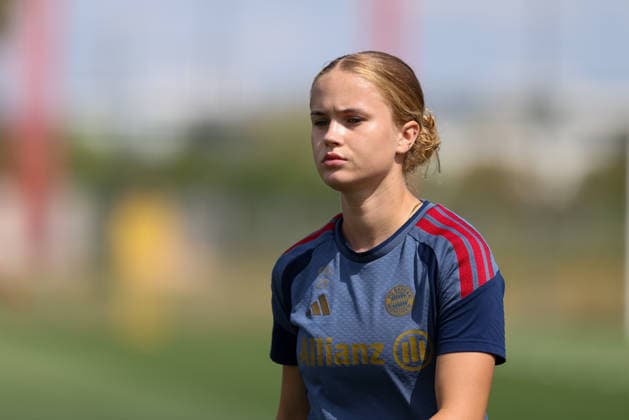 Sophie Proost (FC Bayern Muenchen, 23), GER, FC Bayern Muenchen Frauen Training, Fussball, Google Pixel Frauen-Bundesliga, Saison 2026 2027, 19.08.2026, GER, FC Bayern Muenchen Frauen Training, Fussball, Google Pixel Frauen-Bundesliga, Saison 2026 2027, 19.08.2026 Muenchen *** Sophie Proost, FC Bayern Munich, 23, GER, FC Bayern Munich Women s Training, Soccer, Google Pixel Women s Bundesliga, 2026–2027 Season, August 19, 2026, GER, FC Bayern Munich Women s Training, Soccer, Google Pixel Women s Bundesliga, 2026–2027 Season, August 19, 2026, Munich Copyright: xEibner-Pressefoto JennixMaulx EP_JML