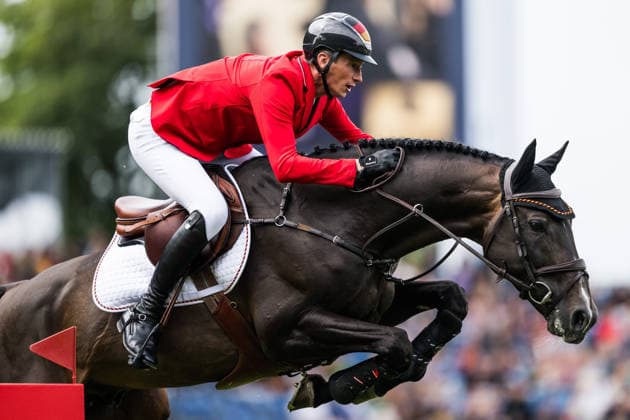 260819 Daniel Deusser of Germany with horse Otello de Guldenboom compete in the team and individual jumping qualifier round one during day 9 of the 2026 FEI World Championships on August 19, 2026 in Aachen. Photo: Emma Wallskog BILDBYRAN kod EW EW0689 ridsport equestrian rid-vm 2026 2026 fei world championships bbeng ridsport-vm hoppning jumping *** August 19, 2026: Daniel Deusser of Germany, riding Otello de Guldenboom, competes in the first round of the team and individual show jumping qualifiers on day 9 of the 2026 FEI World Championships in Aachen on August 19, 2026 in Aachen. Photo by Emma Wallskog, BILDBYRAN, code EW EW0689. equestrian sports, 2026 World Championships, 2026 FEI World Championships, BBENG, equestrian World Championships, show jumping  Copyright: EMMAxWALLSKOG BB260819EW061