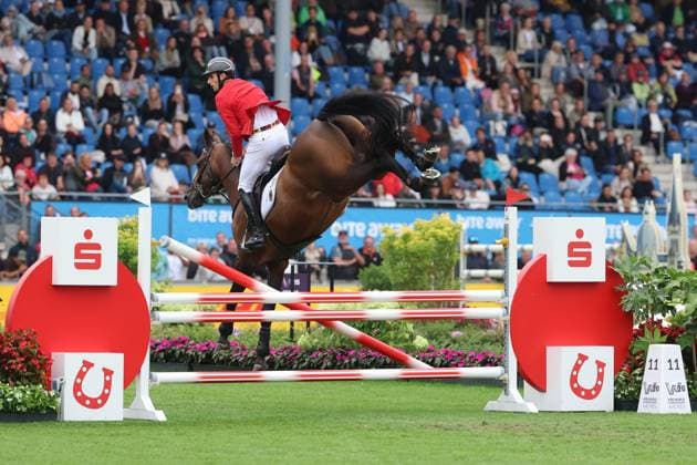 Richard Vogel (GER, Deutschland) mit Pferd United Touch S, aktueller Europameister und Sieger des Rolex Grand Prix von Aachen 2026 (CHIO Aachen) mit 1 Fehler im Zeitspringen , Springen, FEI Jumping World Championship, WM, Weltmeisterschaft , Turkish Airlines-Prize, Einzel und Teamwertung, Jumping , AACHEN - FEI World Championships 2026, Weltfest des Pferdesports, Reitsport Weltmeisterschaft 2026, Aachen 2026, Welcome Home 2026, Aachener Soers, 11. bis 23. August 2026, Reitsport, 19.08.2026, Aachen Aachener Soers Deutschland *** Richard Vogel (GER), Germany, riding United Touch S, current European Champion and winner of the 2026 Rolex Grand Prix at CHIO Aachen with 1 penalty in the speed jumping round, Jumping, FEI Jumping World Championship, Turkish Airlines Prize, individual and team competitions, Jumping, AACHEN FEI World Championships 2026, World Festival of Equestrian Sports, 2026 Equestrian World Championships, Aachen 2026, Welcome Home 2026, Aachen Soers, August 11–23, 2026, Equestrian Sports, August 19, 2026, Aachen Soers, Germany