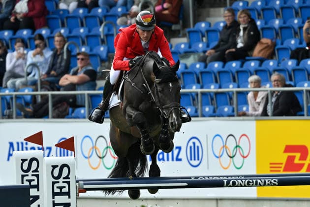 Aachen, Hauptstadion, 19.08.26, GER, FEI World Championships Aachen 2026, Turkish Airlines-Preis, Springreiten, First Competition Team & Individual Qualifier Bild: Daniel DEUSSER (Deutschland) mit Otello de Guldenboom Nordrhein-Westfalen Deutschland *** Aachen, Main Stadium, August 26, 2019, GER, FEI World Championships Aachen 2026, Turkish Airlines Prize, Show Jumping, First Competition Team Individual Qualifier Photo: Daniel DEUSSER, Germany, riding Otello de Guldenboom, North Rhine-Westphalia, Germany