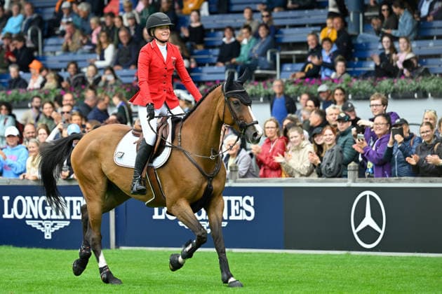 Aachen, Hauptstadion, 19.08.26, GER, FEI World Championships Aachen 2026, Turkish Airlines-Preis, Springreiten, First Competition Team & Individual Qualifier Bild: Schlussjubel, Emotion, Freude bei Sophie HINNERS (Deutschland) mit Iron Dames Singclair Nordrhein-Westfalen Deutschland *** Aachen, Main Stadium, August 26, 2019, GER, FEI World Championships Aachen 2026, Turkish Airlines Prize, Show Jumping, First Competition Team Individual Qualifier—Photo: Celebrations, Emotion, Joy as Sophie HINNERS of Germany rides Iron Dames Singclair in North Rhine-Westphalia, Germany