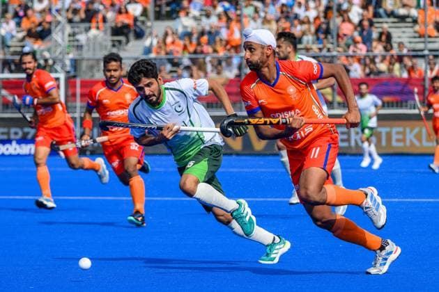 AMSTELVEEN, 19-08-2026, Wagener Stadion, FIH Hockey World Cup 2026 Men, 2026. Ghazanfar Ali and Mandeep Singh during the game Pakistan - India (men). Pakistan - India (men)  x205849661x Copyright: