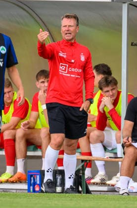 18.08.2026 - Fussball - 2. Bundesliga - Saison 2026 2027 - SpVgg Greuther Fürth Fuerth ( Kleeblatt ) - Training - - xwoxzix - Rico Schmitt (Trainer FSV Zwickau ) *** August 18, 2026 Soccer 2. Bundesliga 2026–2027 Season SpVgg Greuther Fürth (Fuerth Kleeblatt) Practice xwoxzix Rico Schmitt, Coach of FSV Zwickau