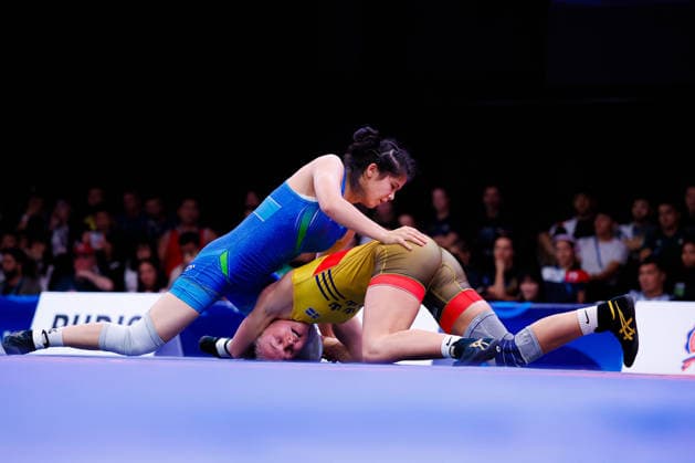 U20 World Championships 65kg WW - Mukhayyo Narzilloeva (UZB) df. Saga Linnea Svensson (SWE) *** U20 World Championships, 65 kg Open Weight: Mukhayyo Narzilloeva (UZB) def. Saga Linnea Svensson (SWE) Copyright: xKostadinxAndonovx