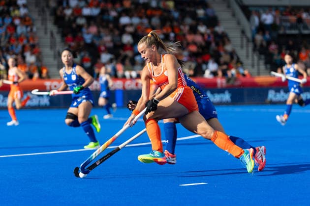 Netherlands Women v Japan Women - FIH Hockey World Cup AMSTELVEEN, NETHERLANDS - AUGUST 19: Joosje Burg of Netherlands during the FIH Hockey World Cup match between Netherlands Women and Japan Women at Wagener Stadion on August 19, 2026 in Amstelveen, Netherlands. Amstelveen Wagener Stadion Netherlands Content not available for redistribution in The Netherlands directly or indirectly through any third parties. Copyright: xMarcelxvanxPlateringenx