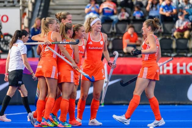 AMSTELVEEN, 19-08-2026, Wagener Stadion, FIH Hockey World Cup 2026 Women, 2026. Luna Fokke, Felice Albers, Eline Jansen, Yibbi Jansen and Marleen Jochems celebrating the goal scored during the game Netherlands - Japan (women). Netherlands - Japan (women)  x205850828x Copyright: