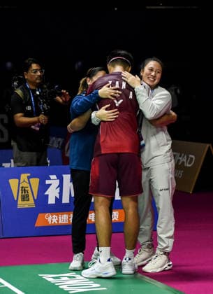 USA s Garret Tan defeats India s Lakshya Sen in the men s singles Round of 32 match New Delhi, Aug 19 (ANI): USA s Garret Tan celebrates after winning his men s singles Round of 32 match against India s Lakshya Sen at the BWF World Championship, WM, Weltmeisterschaft 2026 at Indira Gandhi Indoor Stadium, in New Delhi on Wednesday. NEW DELHI Delhi India Copyright: xANIx ANI_20260819456
