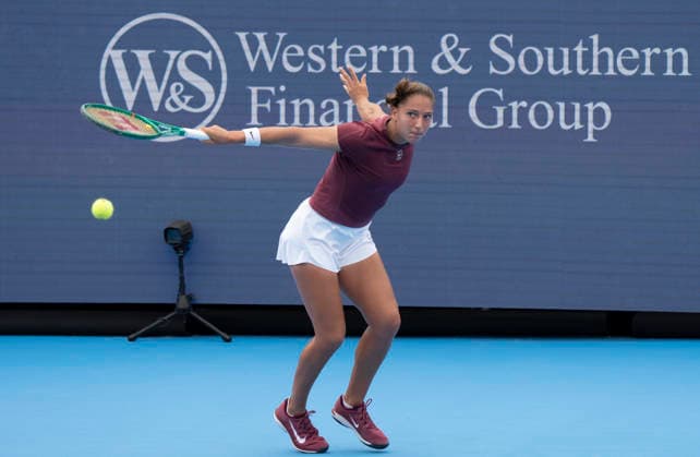 TENNIS 2026: Cincinnati Open Aug. 26 August 19, 2026: Diane Parry (FRA) loses to Iga Swiatek (POL) at the Cincinnati Open being played at Lindner Family Tennis Center in Mason, Ohio, {USA} Ã‚ÂLeslie Billman Tennisclix Cal Media CSM (Credit Image: Â Leslie Billman Cal Sport Media) Mason Ohio USA EDITORIAL USE ONLY Copyright: xx ZUMA-20260819_zma_c04_012.jpg LesliexBillmanx csmphotothree512799