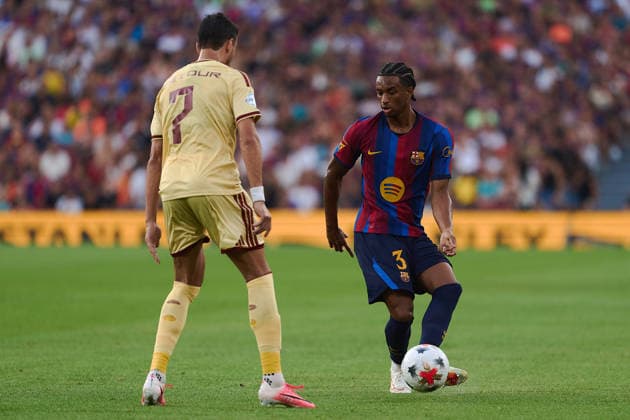 ESP: La Festa del Gamper Estrella Damm FC Barcelona, Barca v Al-Ahly Alejandro Balde of Barcelona during friendly match La Festa del Gamper Estrella Damm FC Barcelona v Al-Ahly played at Spotify Camp Nou Stadium in Barcelona on August 19th, 2026 in Spain Barcelona Spain Futbol *** ESP La Festa del Gamper Estrella Damm: FC Barcelona vs. Al Ahly — Alejandro Balde of Barcelona during the friendly match La Festa del Gamper Estrella Damm: FC Barcelona vs. Al Ahly, played at Spotify Camp Nou Stadium in Barcelona on August 19, 2026, in Spain. Barcelona, Spain. Soccer Copyright: xGerardxFrancox xAgenciaxLOFx