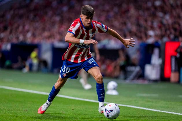 Atletico de Madrid v Malaga CF - LaLiga EA Sports Dani Martinez of Atletico de Madrid is in action with the ball during the LaLiga EA Sports football match between Atletico de Madrid v Malaga CF at Estadio Riyadh Air Metropolitano on August 19, 2026 in Madrid, Spain. Madrid Estadio Riyadh Air Metropolitano Madrid Spain Copyright: xAlbertoxGardinx AGardin_20260819_Foot_Liga_Atl_Mal_0138