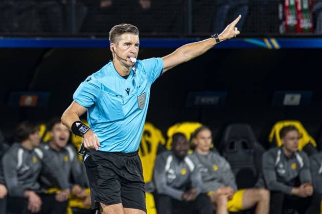 NIJMEGEN - Referee Francois Letexier signals during the UEFA Champions League Play-off match between NEC Nijmegen and FK Bodo Glimt at the Goffertstadion on August 19, 2026, in Nijmegen, the Netherlands. KEVIN SENDERS ANP xVIxANPxSportx xMarcelxterxBalsxIVx 565833715 originalFilename: 565833715.jpg