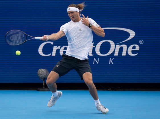 August 19, 2026: Alexander Zverev (GER) loses to Tommy Paul (USA) at the Cincinnati Open being played at Lindner Family Tennis Center in Mason, Ohio, {USA} Tennisclix Cal Media CSM Mason USA - ZUMAc04_ 20260819_zma_c04_049 Copyright: xLesliexBillmanx