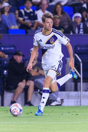 August 19, 2026, Carson, California, USA: Troy Elgersma 76 of the LA Galaxy during their regular season MLS, Fussball Herren, USA game against the San Jose Earthquakes on Wednesday August 19, 2026 at the Dignity Health Sports Park Stadium in Carson, California. Galaxy defeat Earthquakes, 1-0. ARIANA RUIZ PI Carson USA - ZUMAp124 20260819_zaa_p124_030 Copyright: xArianaxRuizx