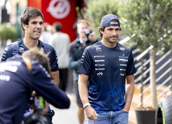 ZANDVOORT - Carlos Sainz (Williams) arrives at the Zandvoort Circuit ahead of the Dutch F1 Grand Prix. SANDER KONING ANP xVIxANPxSportx xxANPxIVx 565858641 originalFilename: 565858641.jpg