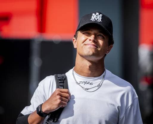 ZANDVOORT - Lando Norris (McLaren) arrives at the Zandvoort Circuit ahead of the Dutch F1 Grand Prix. SEM VAN DER WAL ANP xVIxANPxSportx xxANPxIVx 565862317 originalFilename: 565862317.jpg