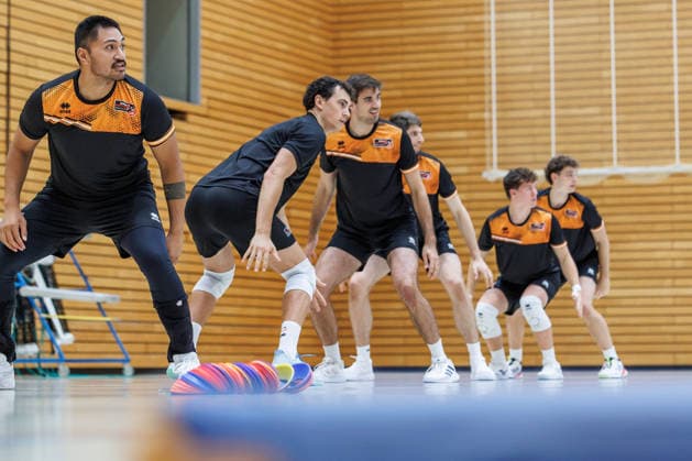 20.08.26, Berlin, Volleyball, 1.Trainingstag der Berlin Recycling Volleys mit Cheftrainer Andrea Anastasi. Training Berlin Recycling Volleys *** August 26, 2020, Berlin, Volleyball, 1st day of training for the Berlin Recycling Volleys with head coach Andrea Anastasi; Berlin Recycling Volleys Training