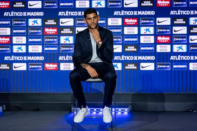 Cristian Romero unveiling as new player of Atletico de Madrid Cristian Romero speaks during his unveiling as new player of Atletico de Madrid at Estadio Riyadh Air Metropolitano on August 20, 2026 in Madrid, Spain. Madrid Estadio Riyadh Air Metropolitano Madrid Spain Copyright: xAlbertoxGardinx AGardin_20260820_Foot_Atl_Romero_0010