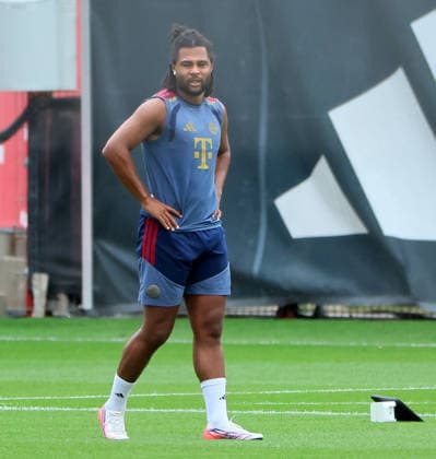20.08.2026, FC Bayern Training, FCB Campus Muenchen, Fussball, Muenchen, im Bild: Serge Gnabry (FC Bayern Muenchen) *** August 20, 2026, FC Bayern Training, FCB Campus Munich, Soccer, Sports, Munich, Pictured: Serge Gnabry, FC Bayern Munich