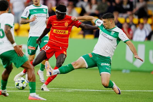 Denmark Conference League: FC Nordsjaelland - FC St. Gallen FN Nordsjaellands Stephen Acquah and St. Gallens Jozo Stanic during the Conference League qualification match between FC Nordsjaelland and FC St. Gallen in Farum on Thursday, August 20, 2026. (Photo: Sebastian Elias Uth Scanpix 2026) , Farum Denmark *** Denmark Conference League FC Nordsjaelland vs. FC St. Gallen: FC Nordsjaelland s Stephen Acquah and FC St. Gallen s Jozo Stanic during the Conference League qualifying match between FC Nordsjaelland and FC St. Gallen in Farum on Thursday, August 20, 2026. Photo by Sebastian Elias Uth, Scanpix 2026, Farum, Denmark  Copyright: SebastianxEliasxUthx spdk20260820-190904-L