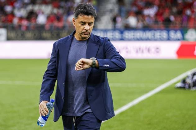 SION , 2008-2026, Stade de Tourbillon , season 2026 2027 , UEFA Conference League play-off football . Match between FC Sion and Ajax, Picture shows Ajax trainer coach Michel Sanchez Sion - Ajax  x205876201x Copyright: