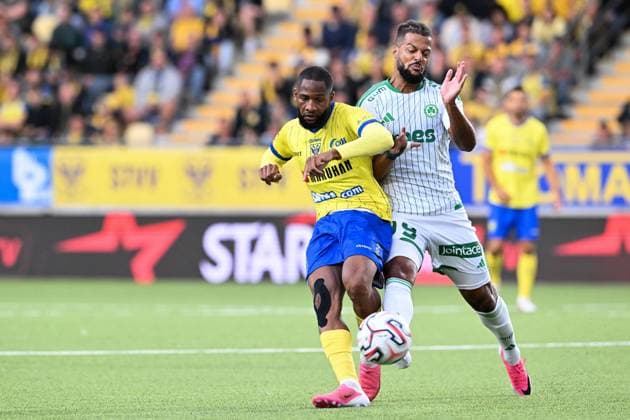 STVV s Abdoulaye Sissako and Omonoia s LoÃ¯s Diony pictured in action during a soccer game between Belgian Sint-Truidense V.V. and Cypriot AC Omonoia Nicosia, Thursday 20 August 2026 in Sint-Truiden, the first leg of the play-off round for the UEFA Europa League league phase. JILLxDELSAUX  x183847757x