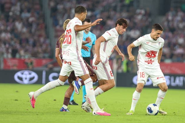 20.08.2026, Zabrze Liga Konferencji UEFA sezon 2026 27 runda IV kwalifikacji, Gornik Zabrze - AS Monaco - UEFA Conference League football Match season 2026 27 round IV qualification Gornik Zabrze - AS Monaco Nz. Maximilian Dietz Paulo Bernardo Lukas Sadilek Fot. Michal Chwieduk Arena Akcji NEWSPIX.PL --- newspix.pl POLAND OUT! 