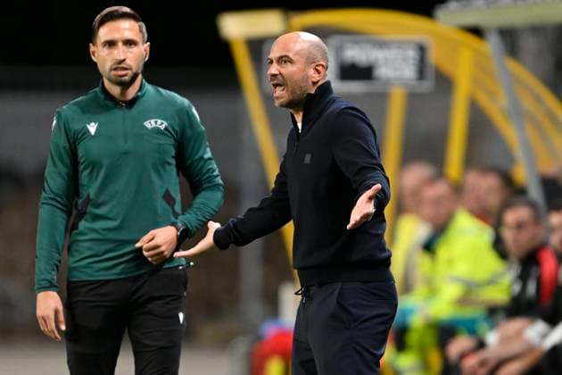 Sint-Truidense VV v Omonia Nicosia AC - UEFA Europa League SINT-TRUIDEN, BELGIUM - AUGUST 20 : De Meyer Frederic head coach of Sint-Truidense VV during the UEFA Europa League 2026 27 play-off round first leg between Sint-Truidense VV and Omonia Nicosia AC on August 20, 2026 in Sint-Truiden, Belgium, 20 08 2026 Sint-Truiden Belgium  Copyright: xDhax