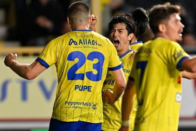 Sint-Truidense VV v Omonia Nicosia AC - UEFA Europa League SINT-TRUIDEN, BELGIUM - AUGUST 20 : Taniguchi Shogo defender of Sint-Truidense VV celebrates scoring a goal during the UEFA Europa League 2026 27 play-off round first leg between Sint-Truidense VV and Omonia Nicosia AC on August 20, 2026 in Sint-Truiden, Belgium, 20 08 2026 Sint-Truiden Belgium  Copyright: xDhax