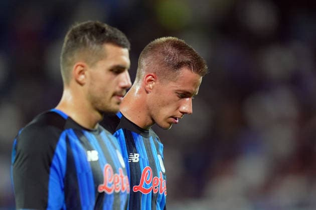 Atalanta s Mario Pasalic and Atalanta s Nikola Krstovic after the Playoff Conference League soccer match between Atalanta and Hapoel Tel-Aviv at the New Balance Arena in Bergamo , North Italy - Friday , August 20 , 2026 . - Soccer .  Copyright: xSpada LaPressex