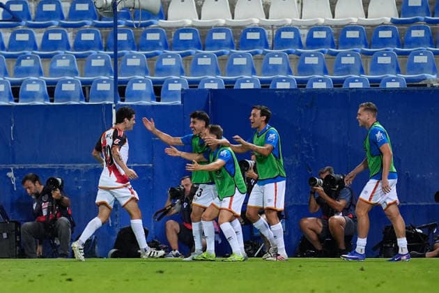 August 20, 2026, Leganes, Madrid, Spain: Sergio Camello of Rayo Vallecano celebrates after scoring his team s first goal with teammates during the Spanish League, LaLiga EA Sports, football match played between Rayo Vallecano and Deportivo Alaves at Butarque stadium on August 20, 2026, in Leganes, Madrid, Spain. Leganes Spain - ZUMAa181 20260820_zaa_a181_120 Copyright: xDennisxAgyemanx