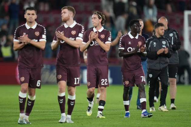 Heart of Midlothian players applaud their fans Heart of Midlothian v Rapid Vienna, UEFA Conference League, Play-Off Round, First Leg, Football, Tynecastle Park, Edinburgh, Scotland, UK - 20 Aug 2026Edinburgh Tynecastle Park United Kingdom  Copyright: xPetexSummers Shutterstockx 17108692gw