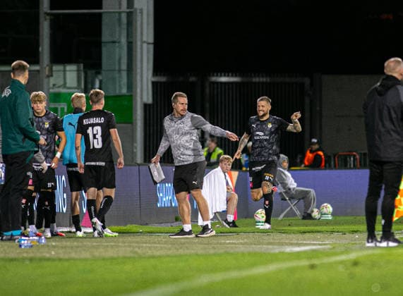 seen celebration after score a goal during UEFA Conference League qualifying game between teams of Shamrock Rovers FC and Kuopion Palloseura (Maria Eduarda Lopes Ball Raw Images) Dublin Tallaght Stadium Ireland Copyright: xMariaxEduardaxLopesx marialopes_shamrockrovers_kuopionpalloseura_2627 (138 de 83)