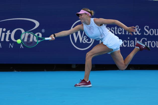 August 20, 2026, Mason, Oh, USA: Cincinnati Open Tennis 2026 - Amanda Anisimova hits a ball against Jessica Pegula in the Cincinnati Open Tennis Tournament held in Mason OH. 2026 08 20. Cincinnati Open Tennis 2026  - ZUMAn24_ 20260820_zaf_n24_061 Copyright: xWallyxNellx