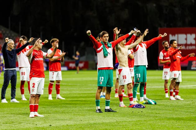 BRAGA, PORTUGAL - AUGUST 20: SC Braga players celebrate their victory following the UEFA Conference League 2026 27 Qualifying Round Final First Leg match between SC Braga and FK Austria Wien at Estadio Municipal de Braga on August 20, 2026 in Braga, Portugal. (Photo by Diego Maranhao Eurasia Images) Braga Estadio Municipal de Braga Portugal *** BRAGA, PORTUGAL, AUGUST 20: SC Braga players celebrate their victory following the first leg of the UEFA Conference League 2026-27 Qualifying Round Final between SC Braga and FK Austria Wien at Estadio Municipal de Braga on August 20, 2026 in Braga, Portugal. Photo by Diego Maranhao, Eurasia Sport Images. Braga, Estadio Municipal de Braga, Portugal Copyright: x x2026xEurasiaxSportxImagesx jp-en-EuSpIm-DIE_Braga_Austria_20Aug2026_PT099