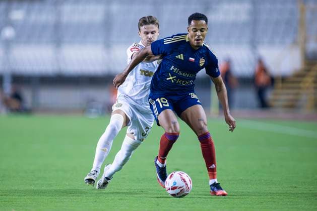 August 20, 2026, Split, Dalmatia, Croatia: Michael Ameyaw (Rakow Czestochowa ) 19 in action with the ball during the UEFA Conference League 2026 27 Play Off Round First Leg match between HNK Hajduk Split and Rakow Czestochowa at Poljud Stadium. On photo Michael Ameyaw (Rakow Czestochowa ) 19 and Simun Hrgovic (HNK Hajduk Split) 32. Split Croatia - ZUMAp210 20260820_zsp_p210_003 Copyright: xMajaxPrgometx